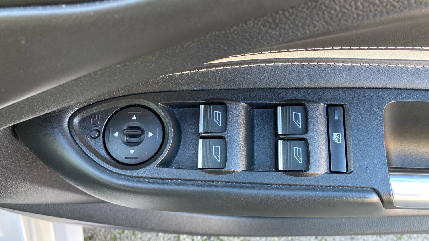 Used Ford Kuga 2017 for sale - 77079481: Photo 21