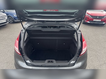 Used Ford Fiesta 2016 for sale - 78949914: Photo