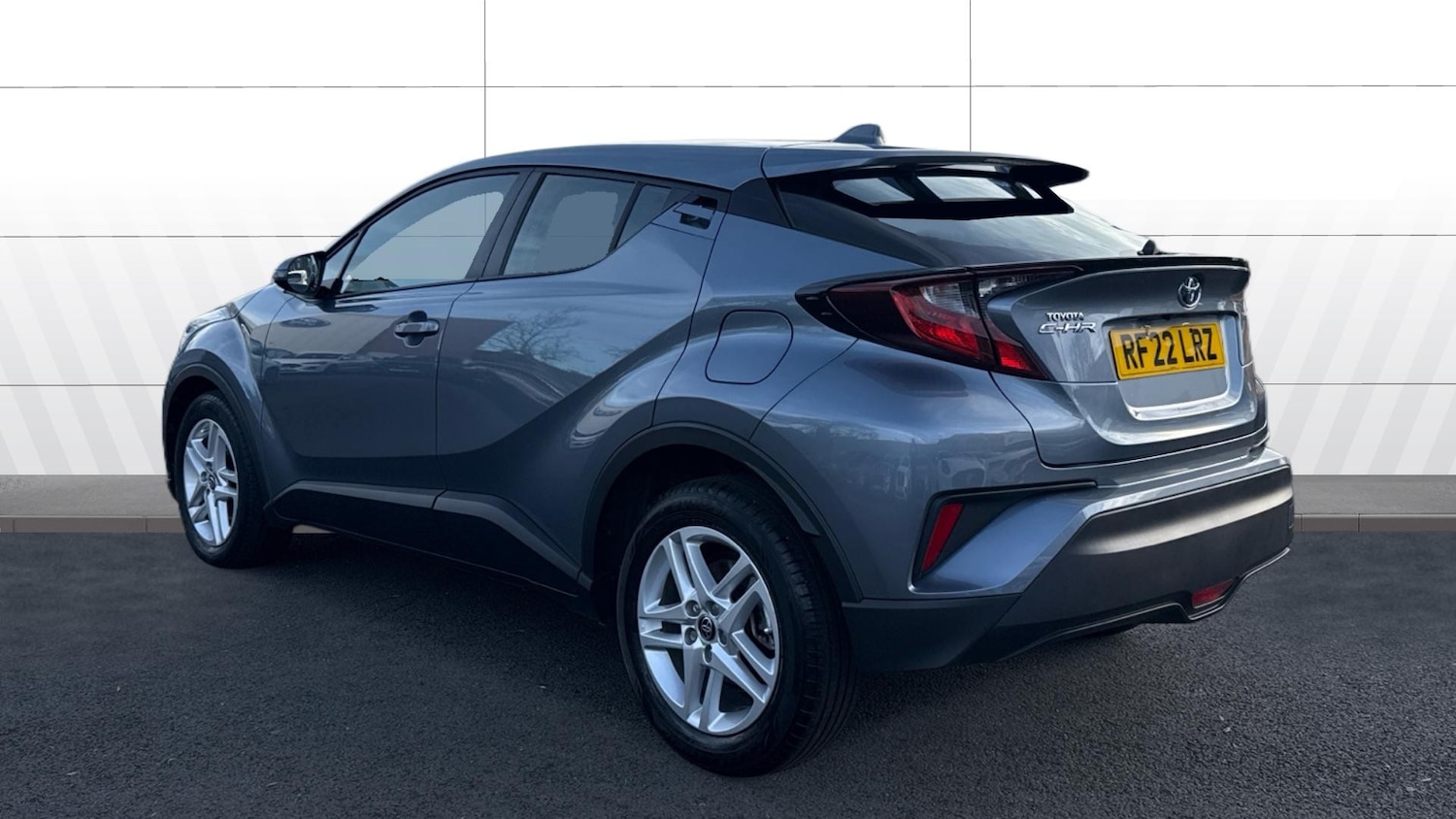 Used Toyota C-HR 2022 for sale - 77270704: Photo 2