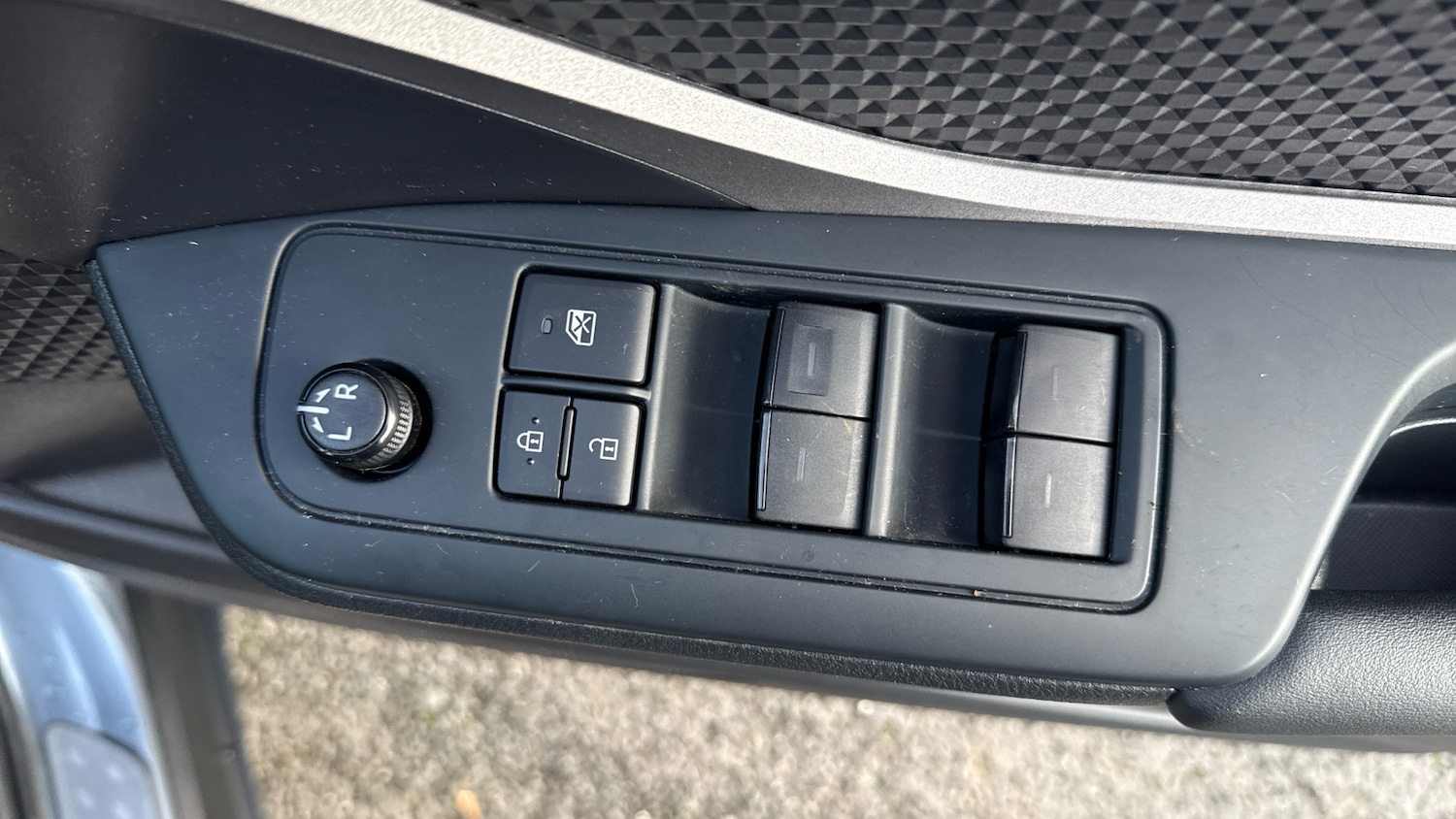 Used Toyota C-HR 2022 for sale - 77270704: Photo 35