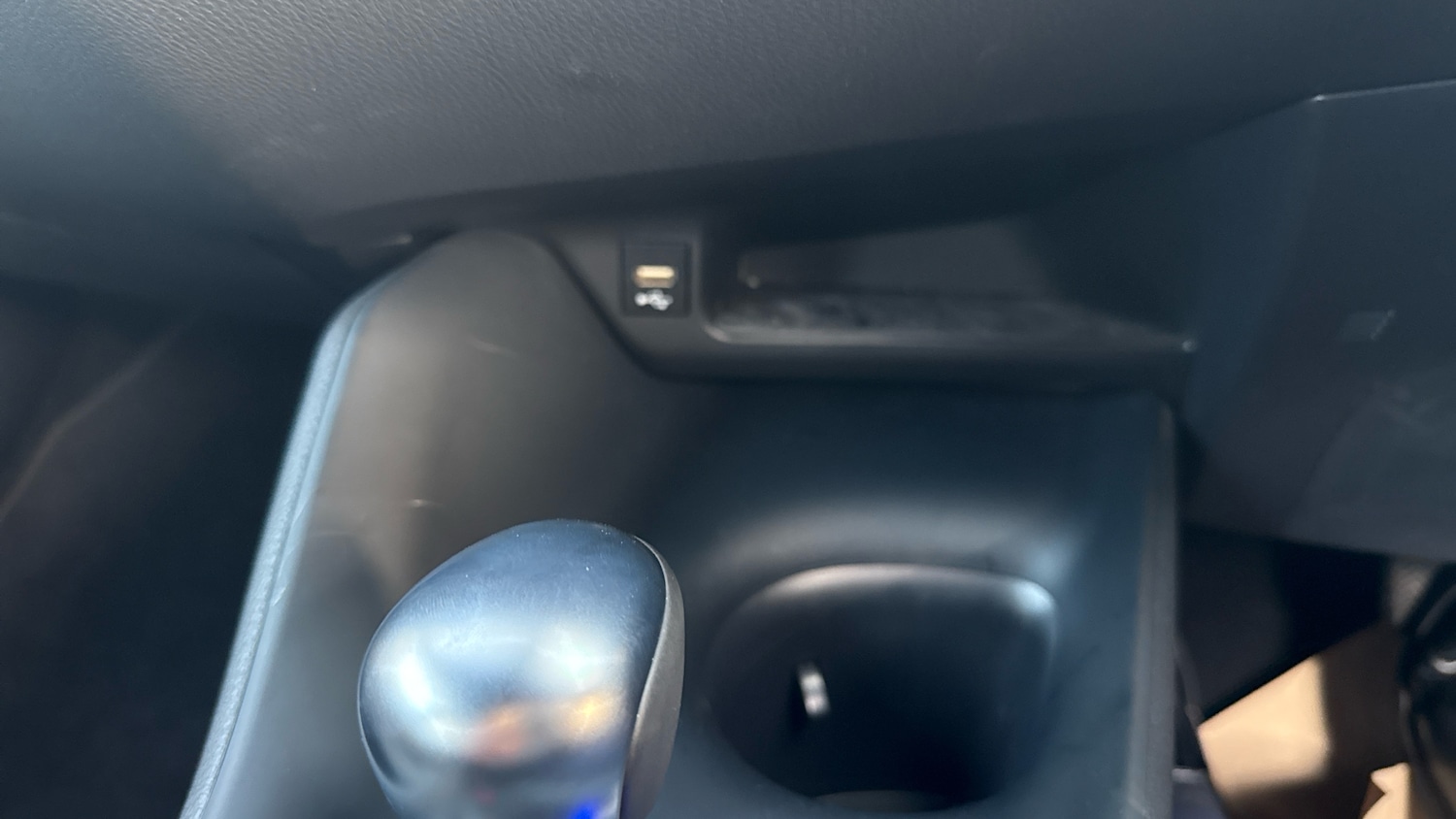 Used Toyota C-HR 2022 for sale - 77270704: Photo 42