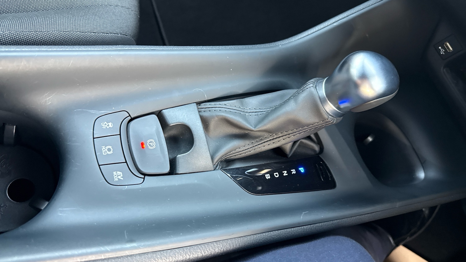 Used Toyota C-HR 2022 for sale - 77270704: Photo 43