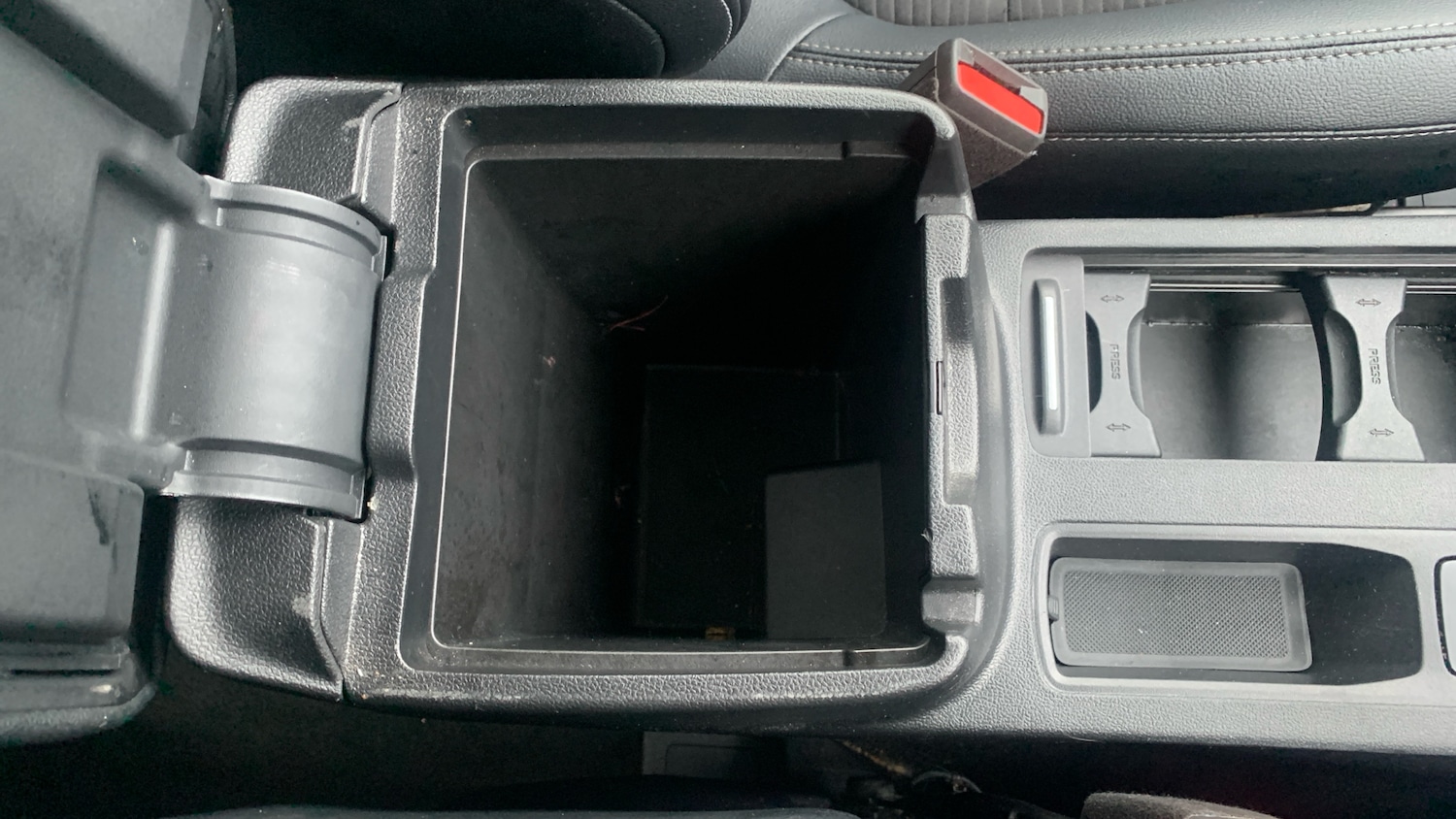 Used Ford Kuga 2022 for sale - 77027825: Photo 42