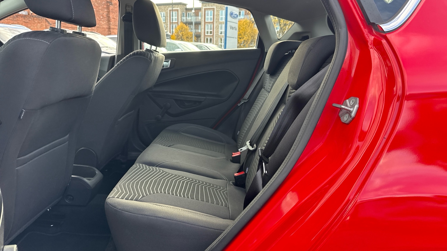 Used Ford Fiesta 2016 for sale - 76352433: Photo 16