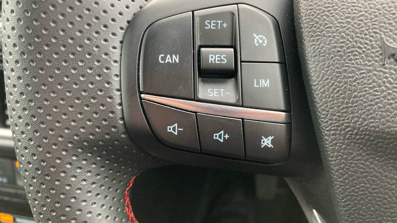 Used Ford Puma 2023 for sale - 76761923: Photo 33