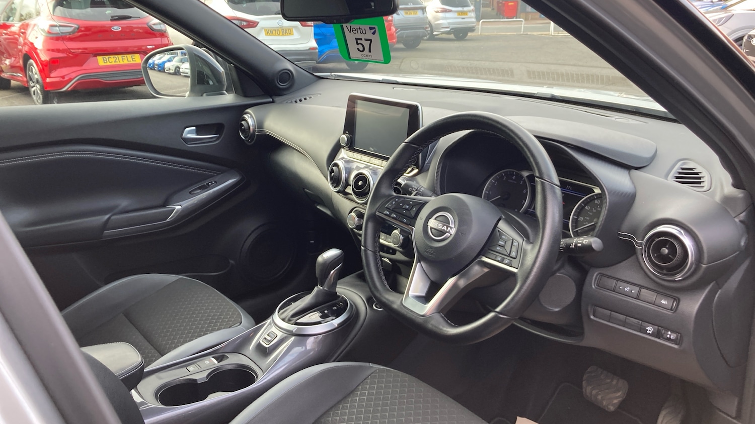 Used Nissan Juke 2022 for sale - 76401902: Photo 11