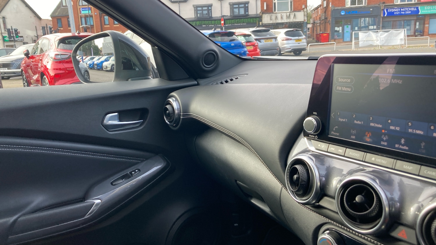 Used Nissan Juke 2022 for sale - 76401902: Photo 14