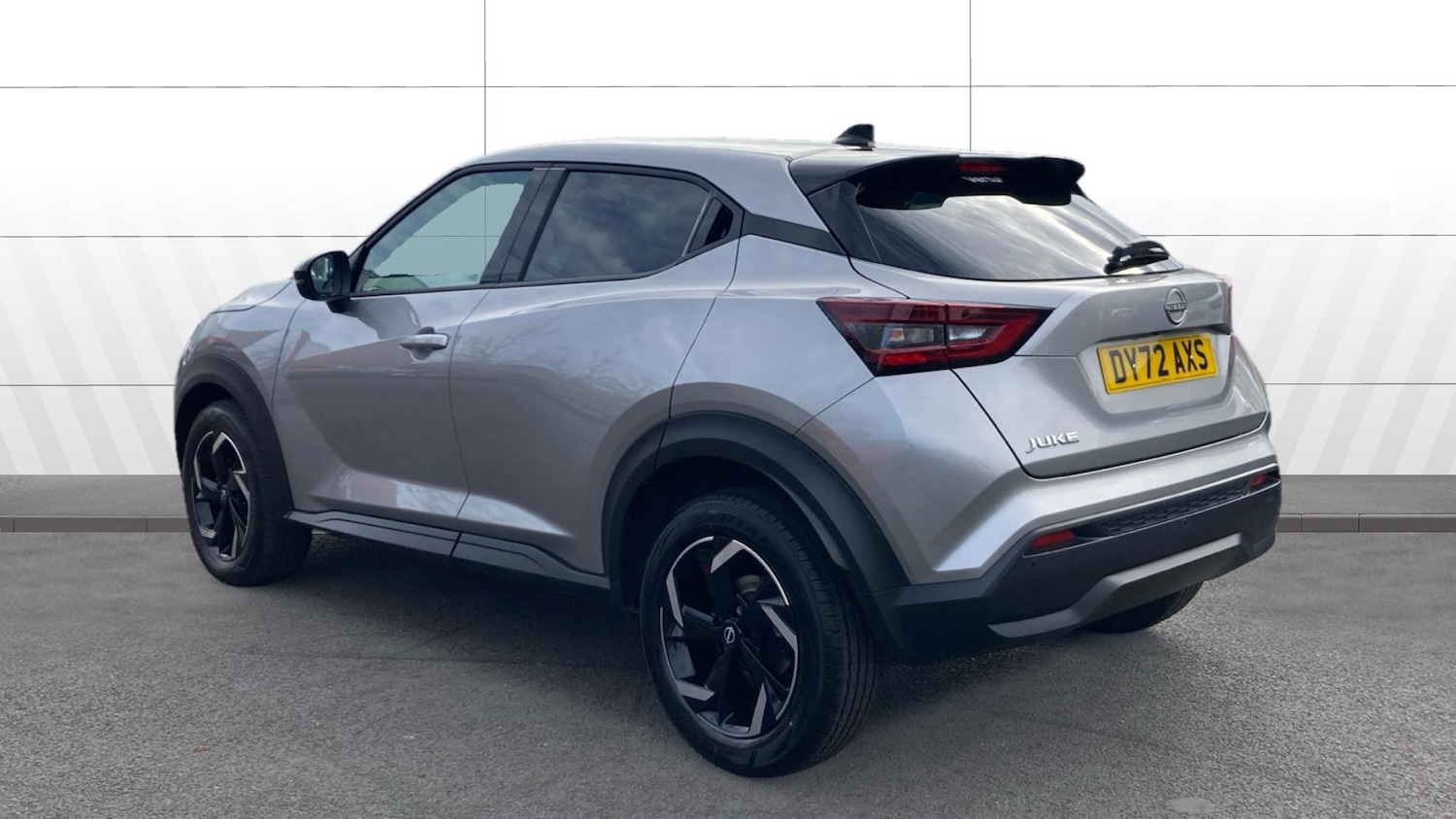 Used Nissan Juke 2022 for sale - 76401902: Photo 2