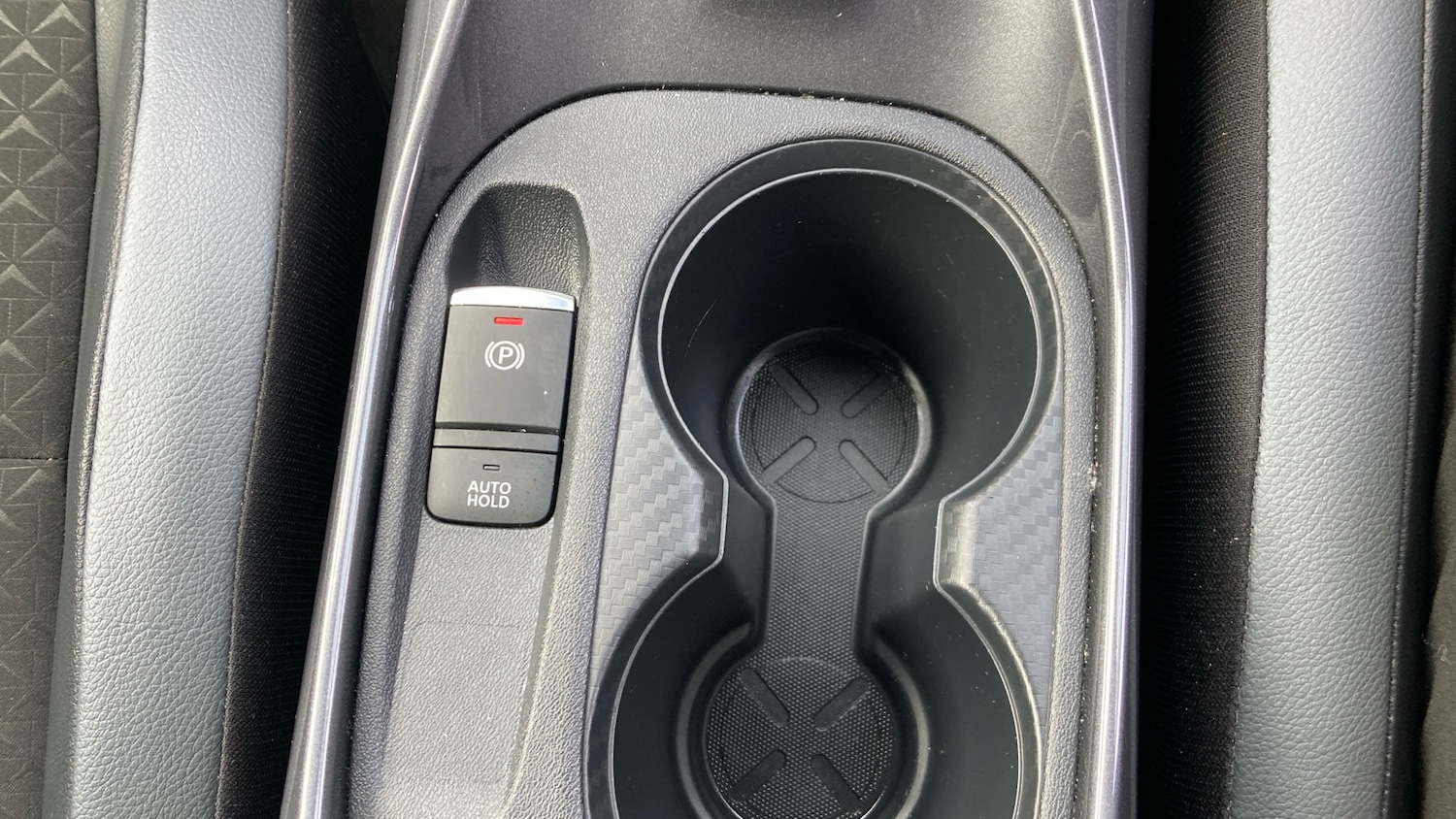 Used Nissan Juke 2022 for sale - 76401902: Photo 23