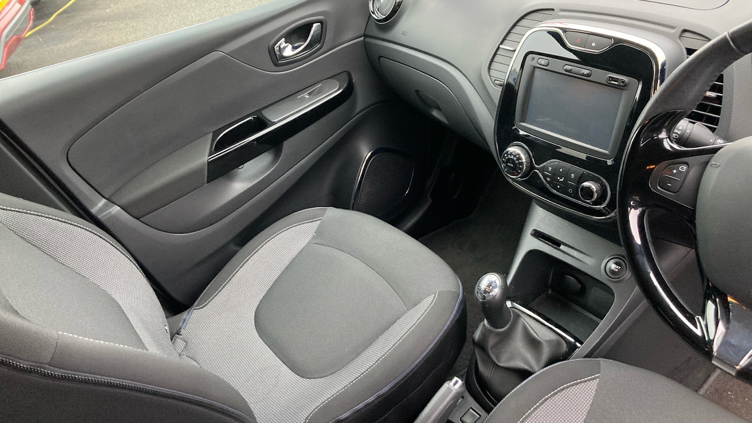 Used Renault Captur 2014 for sale - 76530886: Photo 14