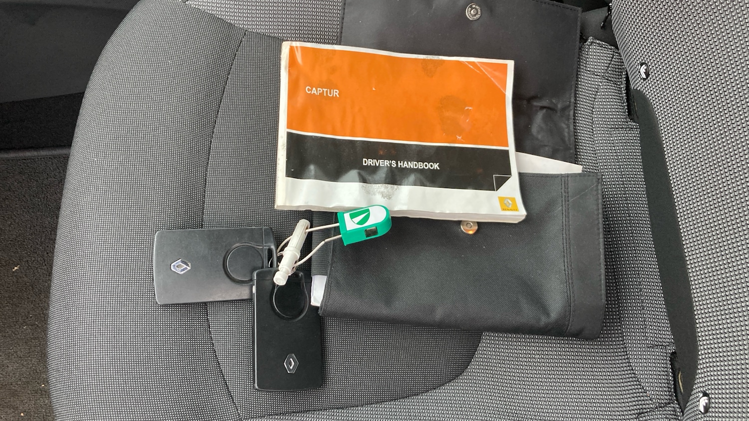 Used Renault Captur 2014 for sale - 76530886: Photo 19