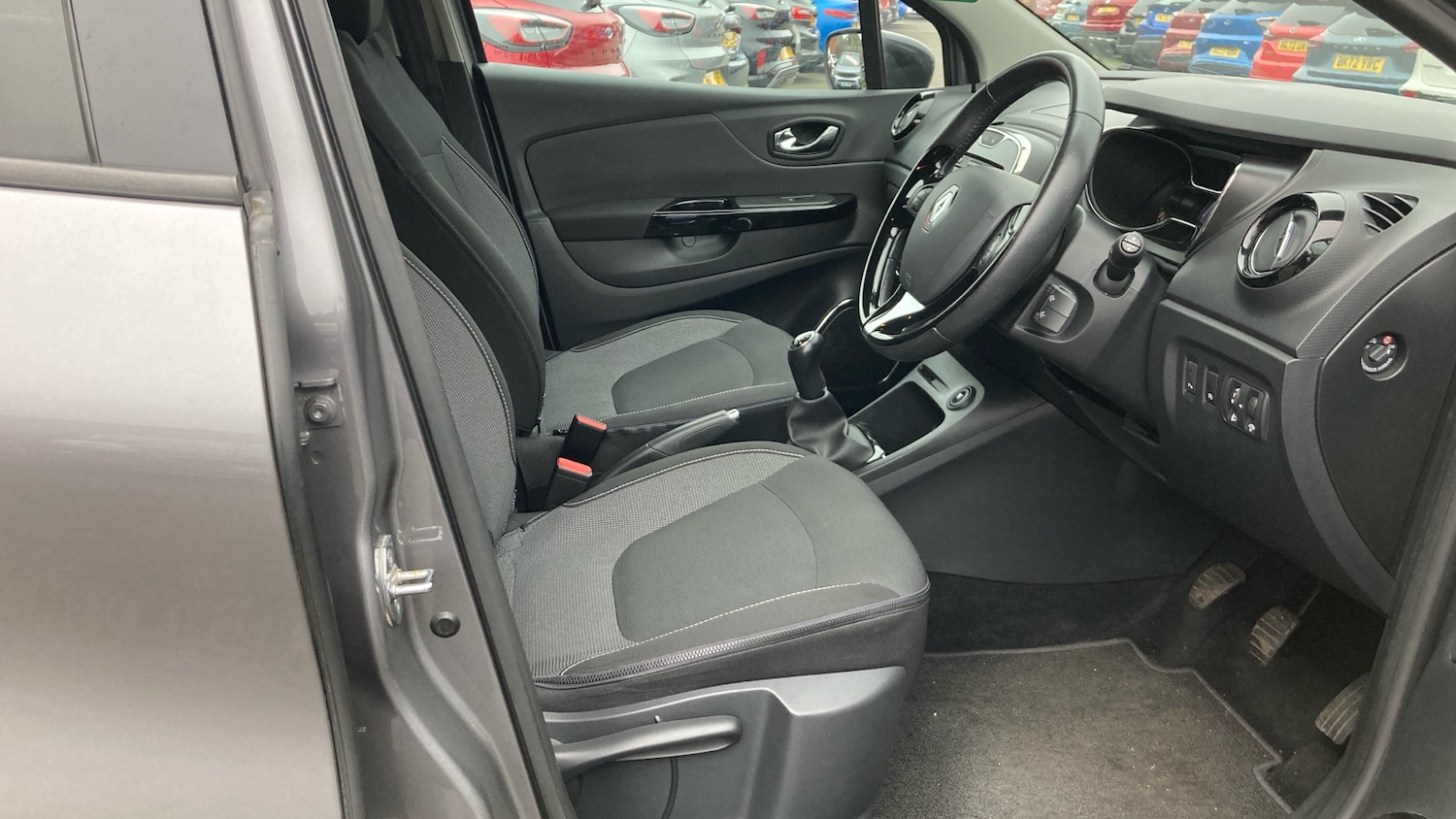 Used Renault Captur 2014 for sale - 76530886: Photo 22