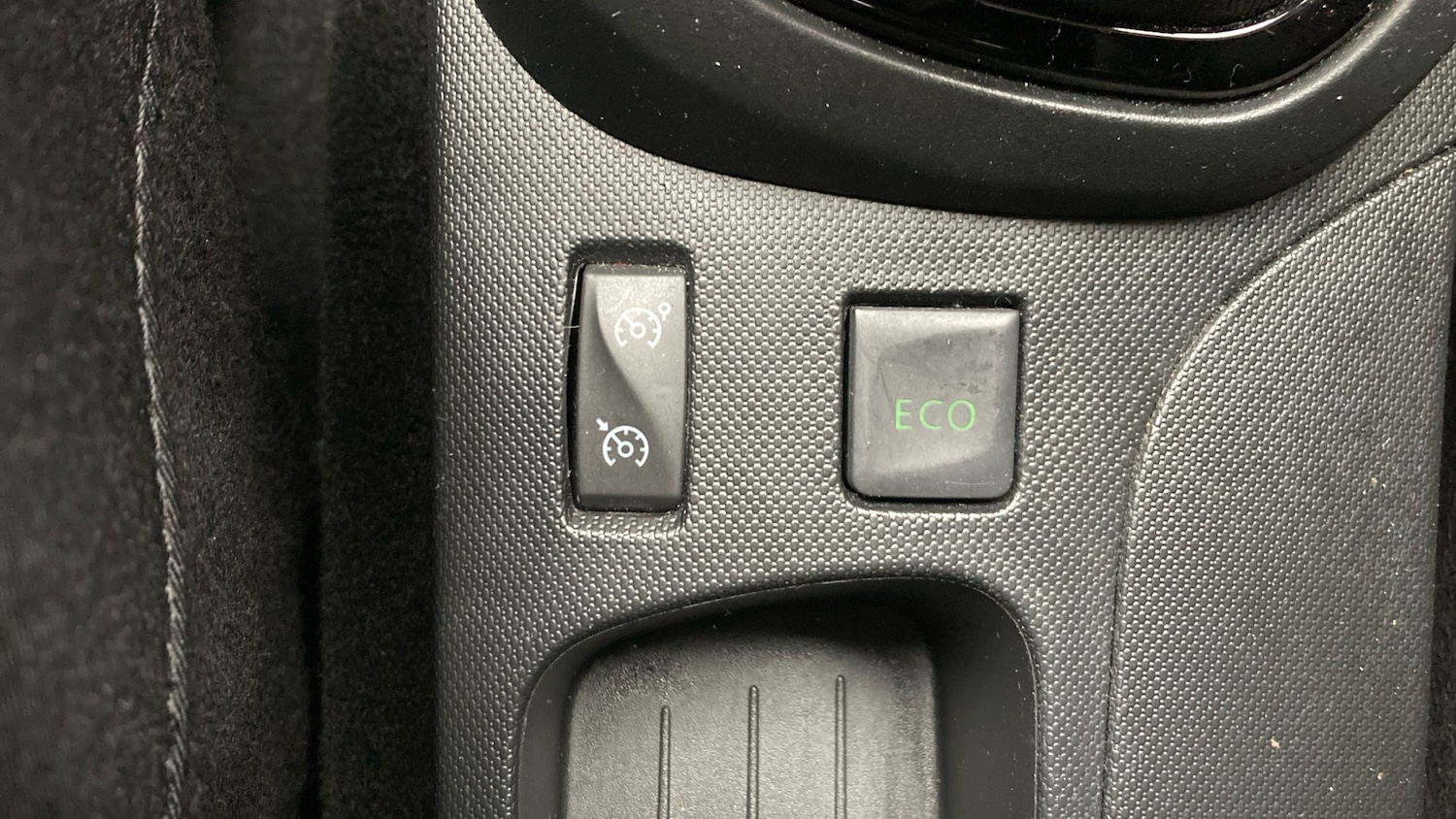 Used Renault Captur 2014 for sale - 76530886: Photo 31