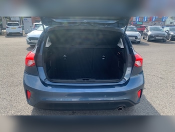 Used Ford Focus 2021 for sale - 75523911: Photo