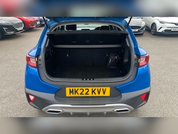 Used Kia Stonic 2022 for sale - 78254008: Photo