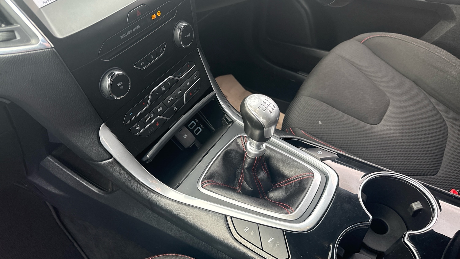 Used Ford S-Max 2019 for sale - 76324458: Photo 13