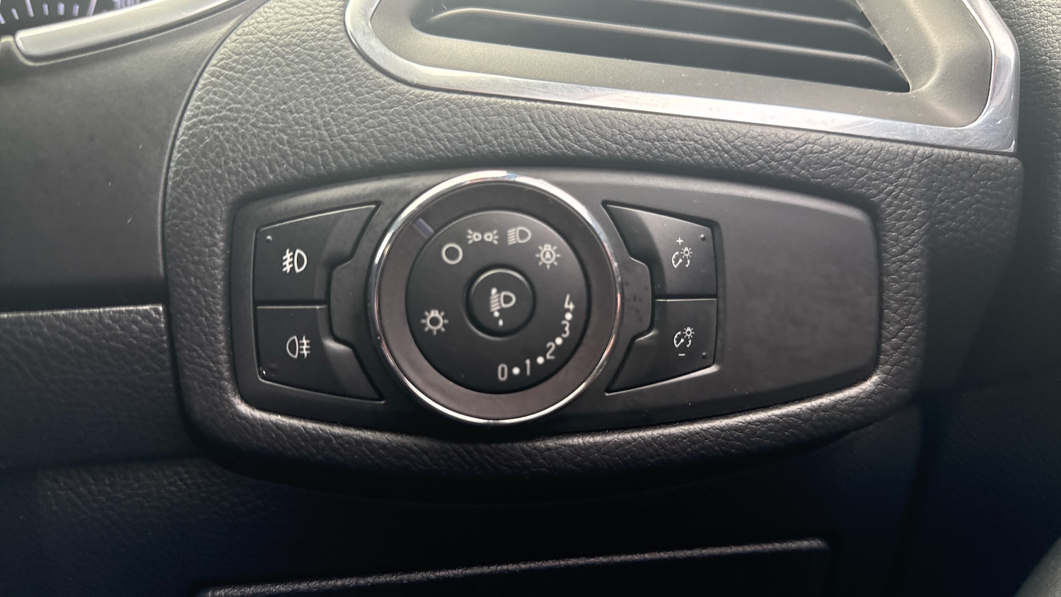 Used Ford S-Max 2019 for sale - 76324458: Photo 36