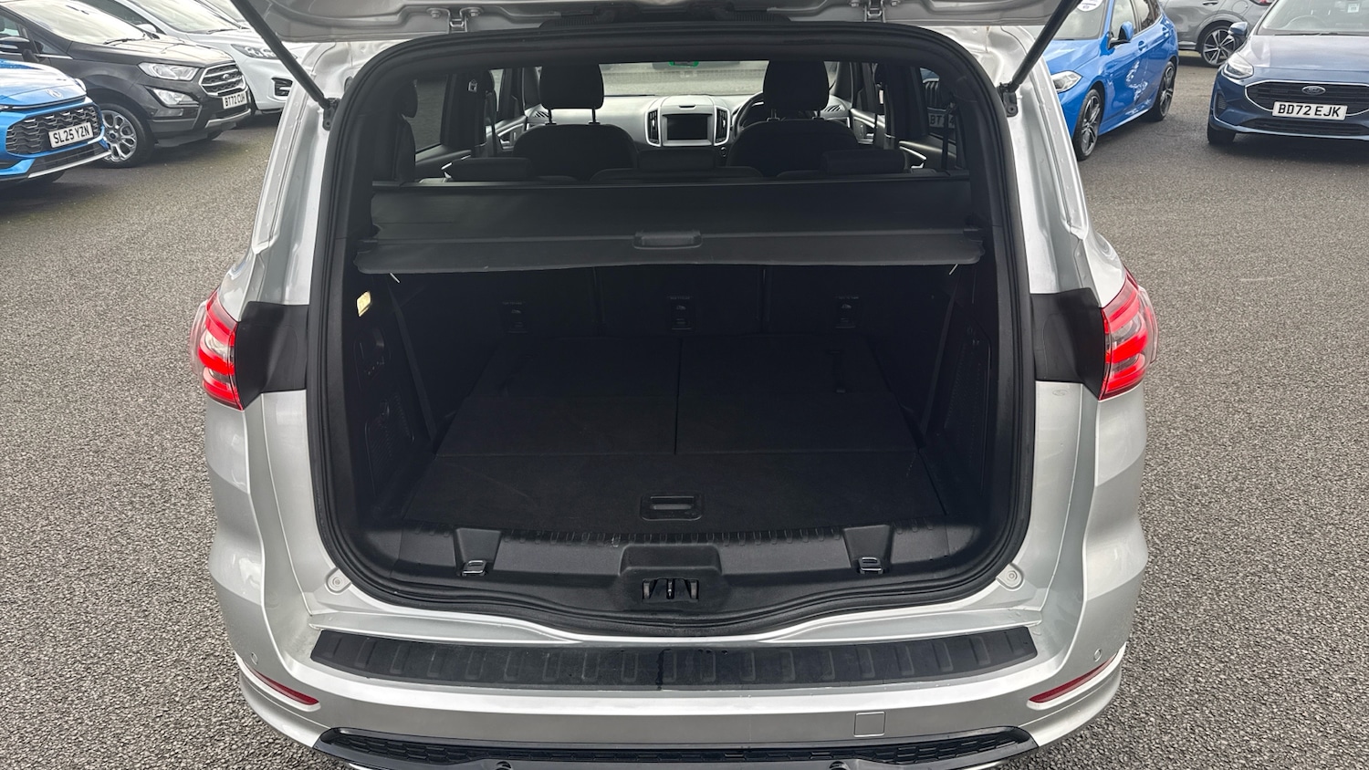 Used Ford S-Max 2019 for sale - 76324458: Photo 4