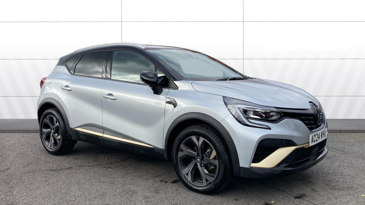 Used Renault Captur 2024 for sale - 76374030: Photo 1