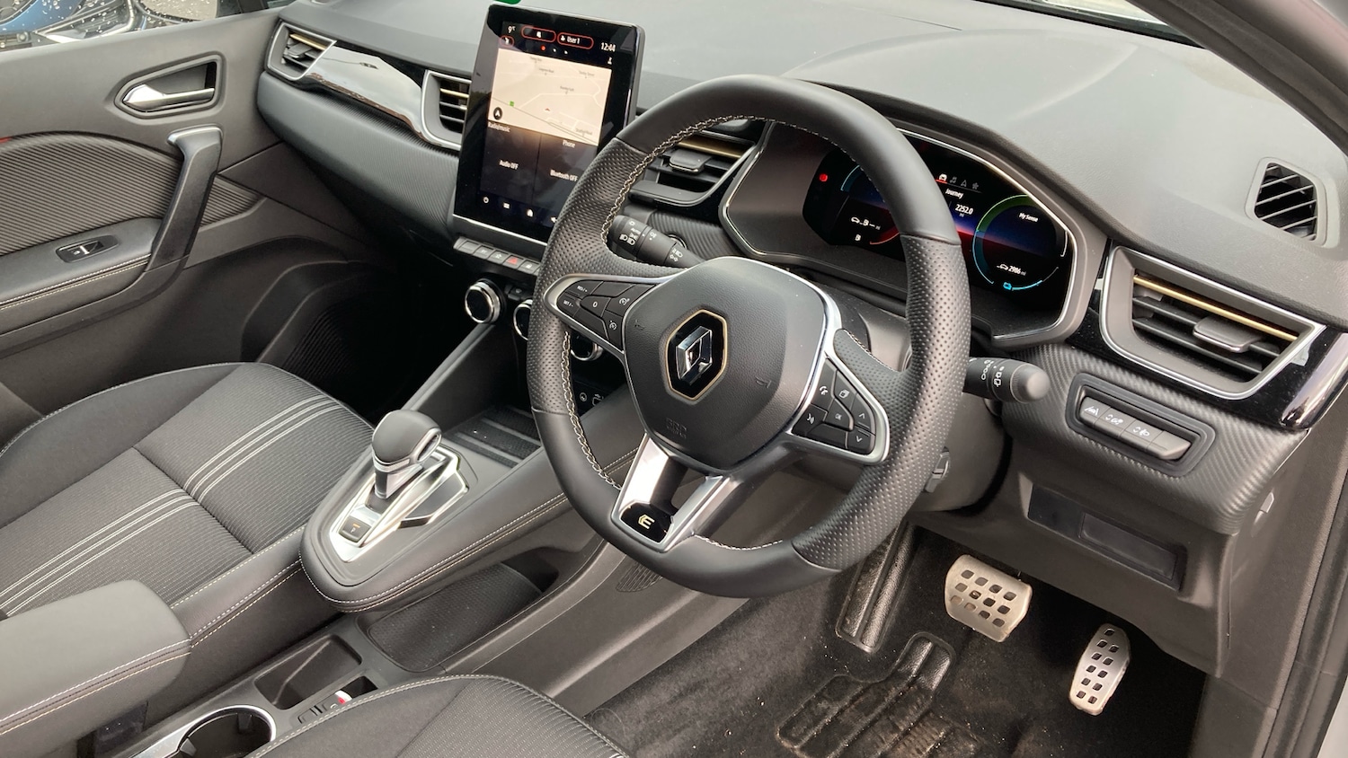 Used Renault Captur 2024 for sale - 76374030: Photo 11