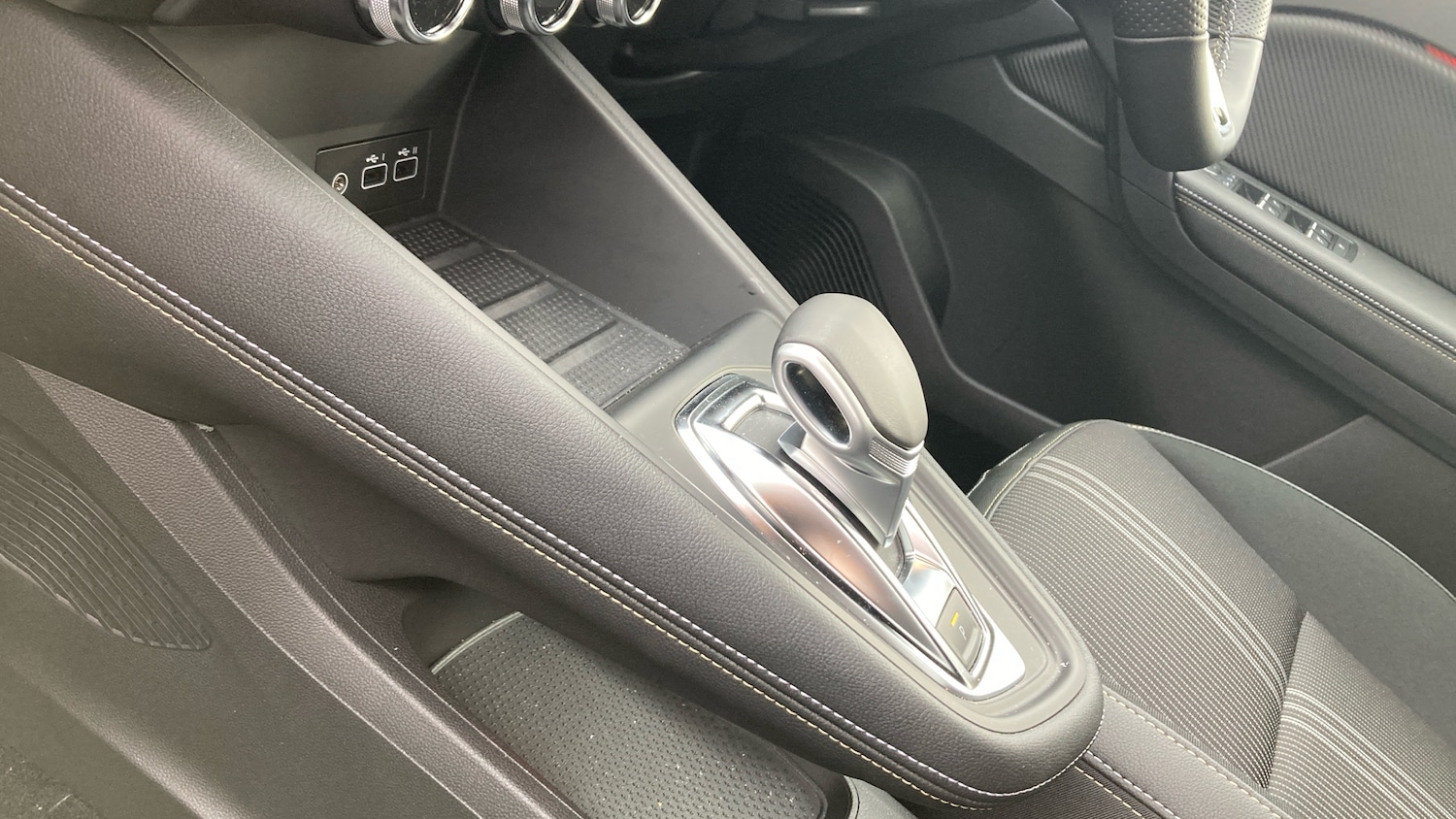 Used Renault Captur 2024 for sale - 76374030: Photo 13