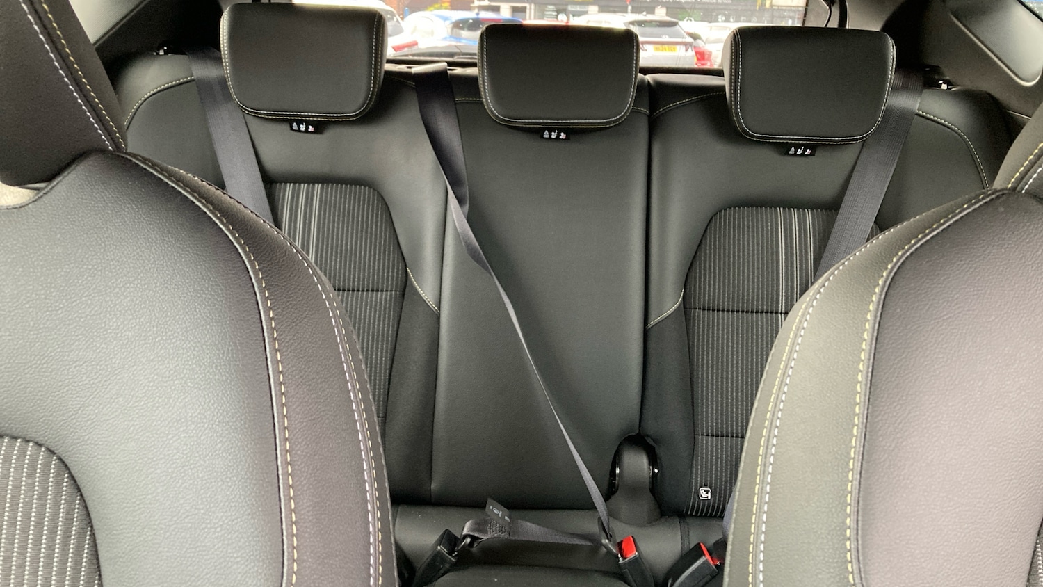Used Renault Captur 2024 for sale - 76374030: Photo 15