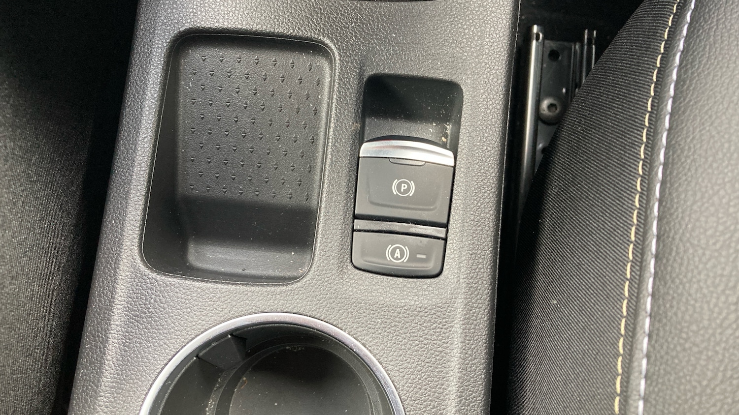 Used Renault Captur 2024 for sale - 76374030: Photo 31