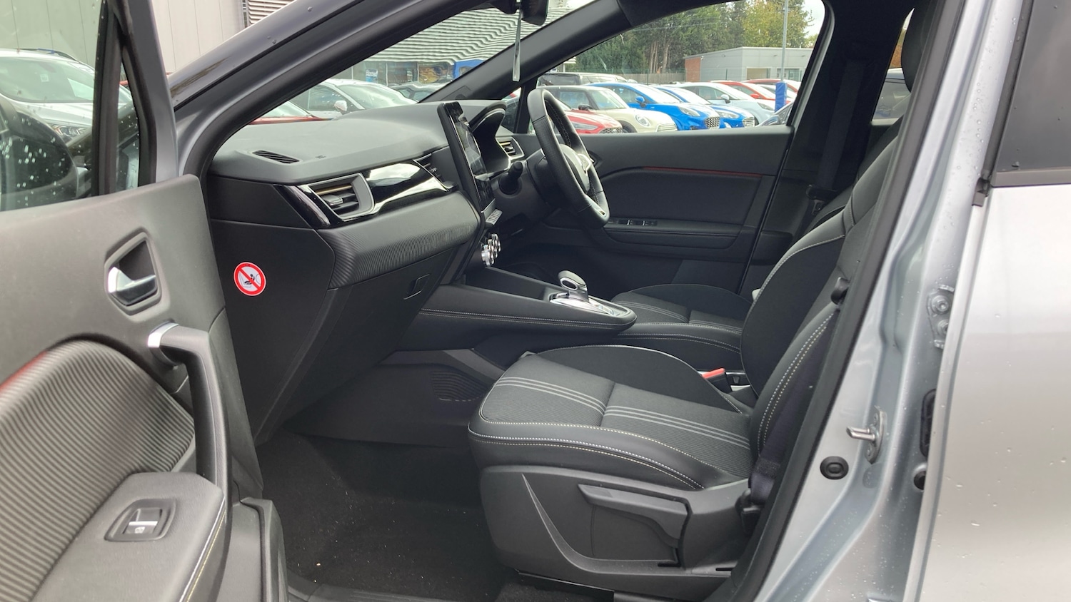 Used Renault Captur 2024 for sale - 76374030: Photo 50