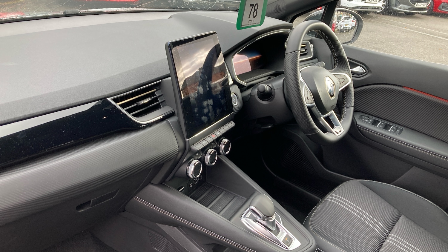 Used Renault Captur 2024 for sale - 76374030: Photo 9
