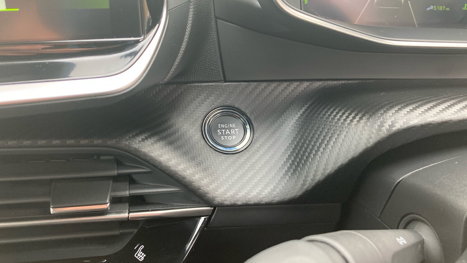 Used Peugeot 2008 2023 for sale - 77363267: Photo 25