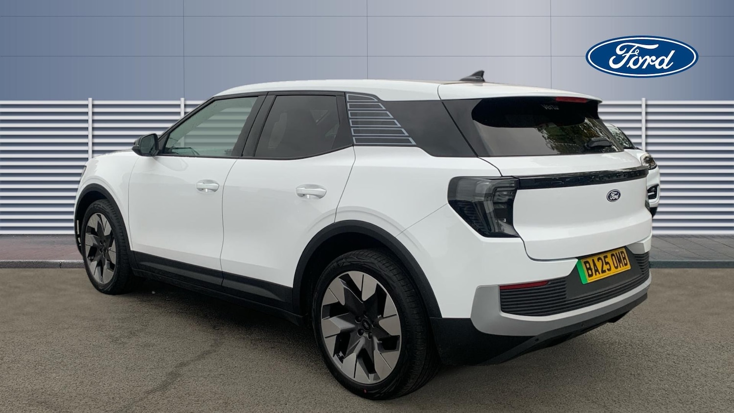 Used Ford Explorer 2025 for sale - 76343858: Photo 2