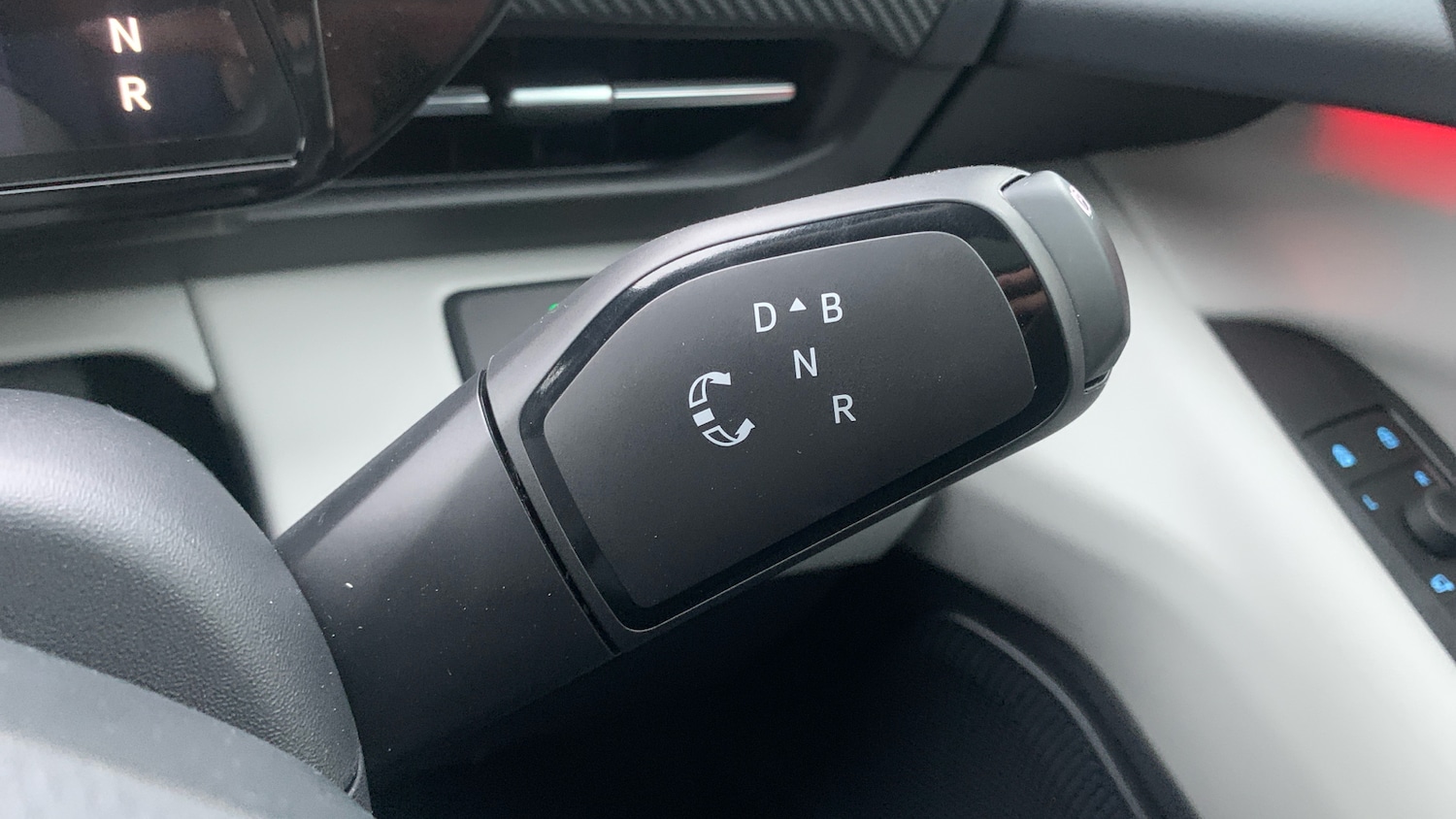 Used Ford Explorer 2025 for sale - 76343858: Photo 23