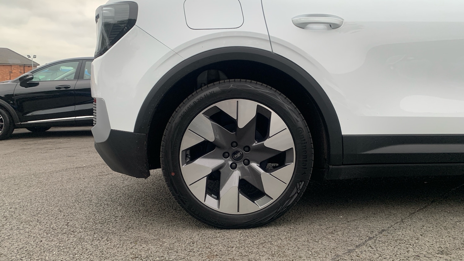 Used Ford Explorer 2025 for sale - 76343858: Photo 7