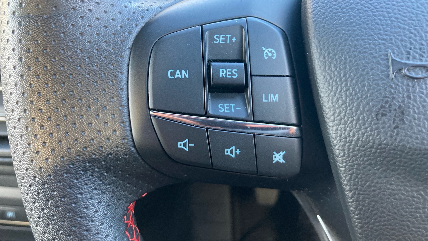 Used Ford Focus 2022 for sale - 77018997: Photo 34