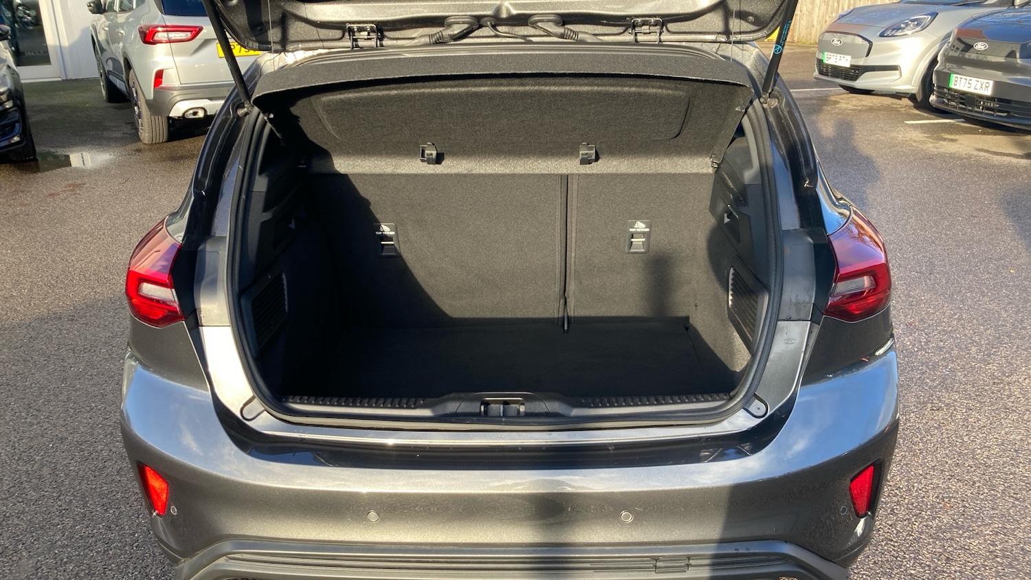 Used Ford Focus 2022 for sale - 77018997: Photo 4