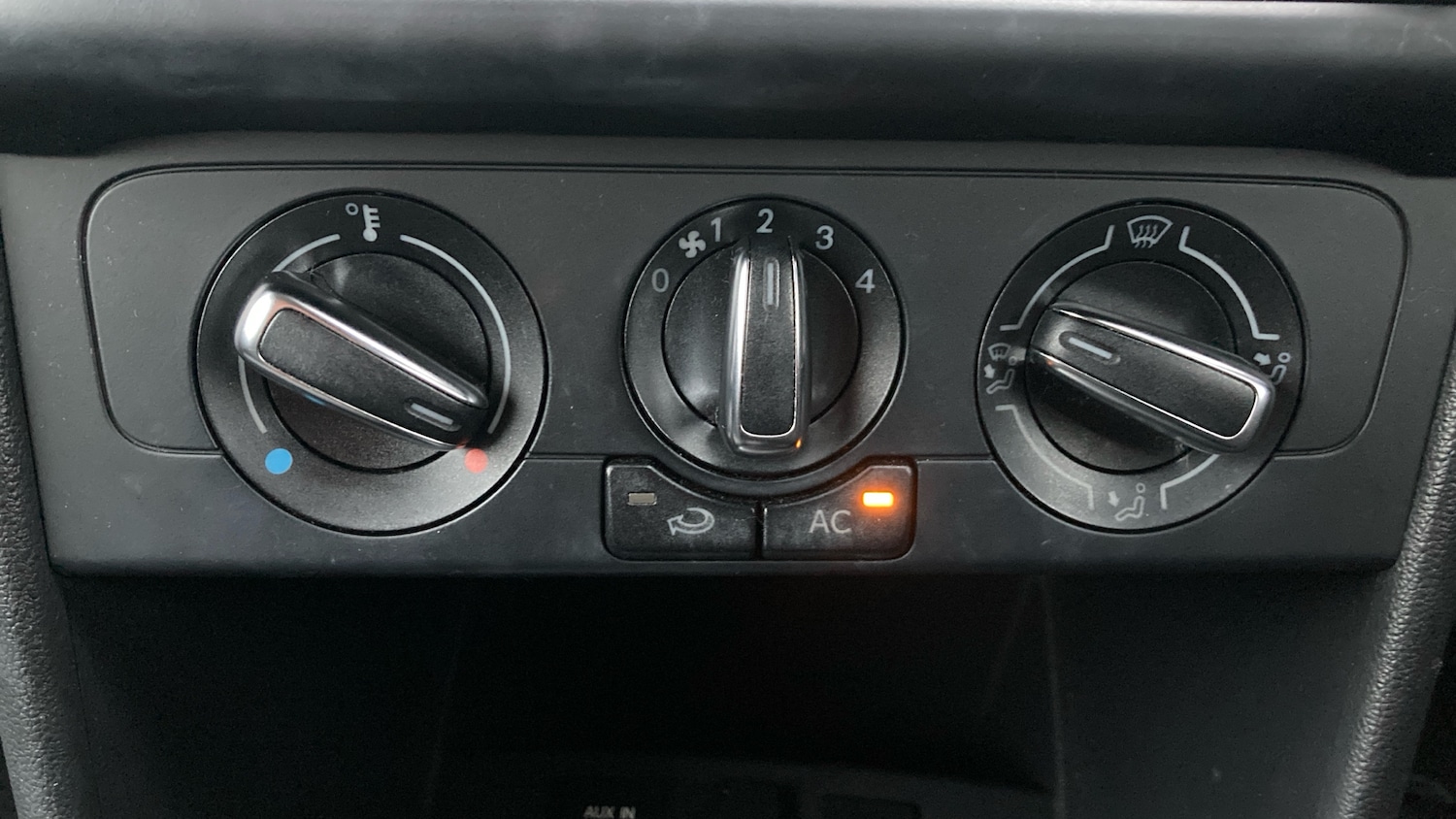 Used Volkswagen Polo 2014 for sale - 77336462: Photo 26