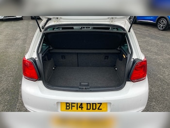 Used Volkswagen Polo 2014 for sale - 77336462: Photo