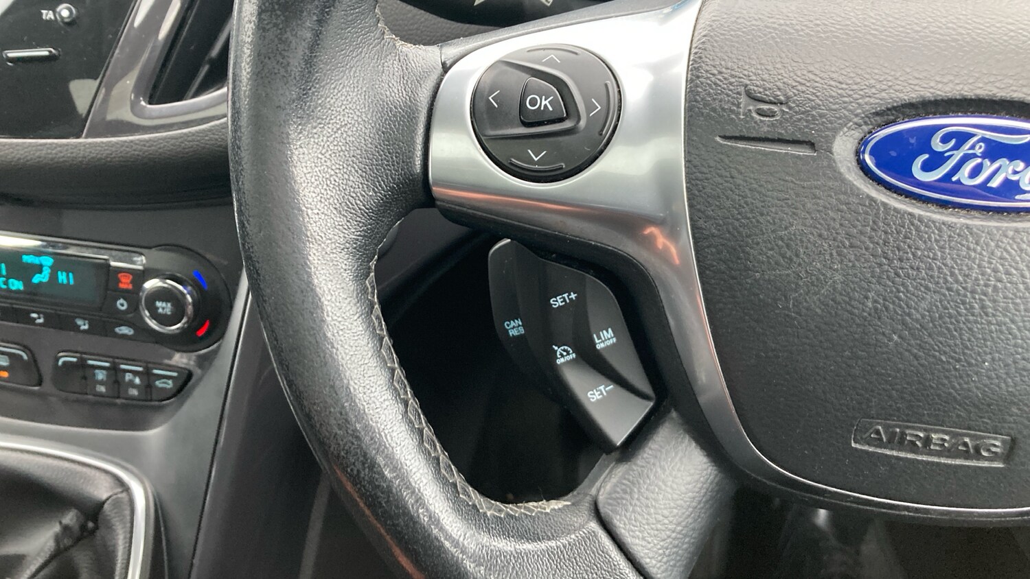 Used Ford Kuga 2014 for sale - 77416887: Photo 32