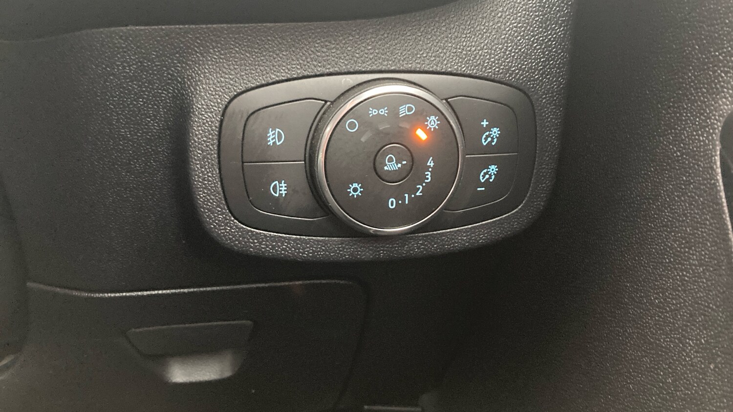 Used Ford Fiesta 2022 for sale - 76206513: Photo 31