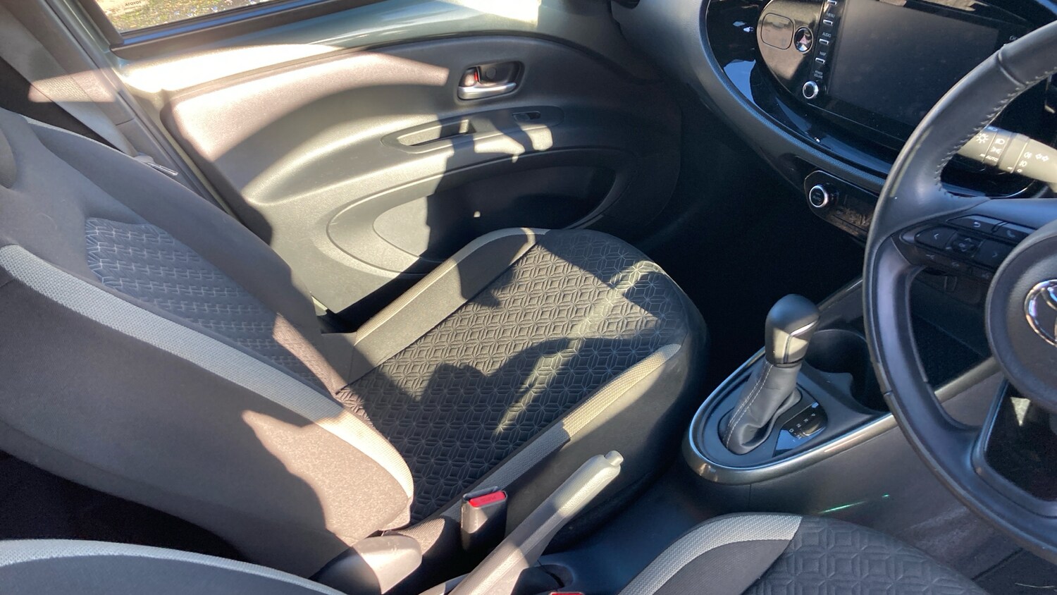 Used Toyota Aygo X 2022 for sale - 77094016: Photo 14