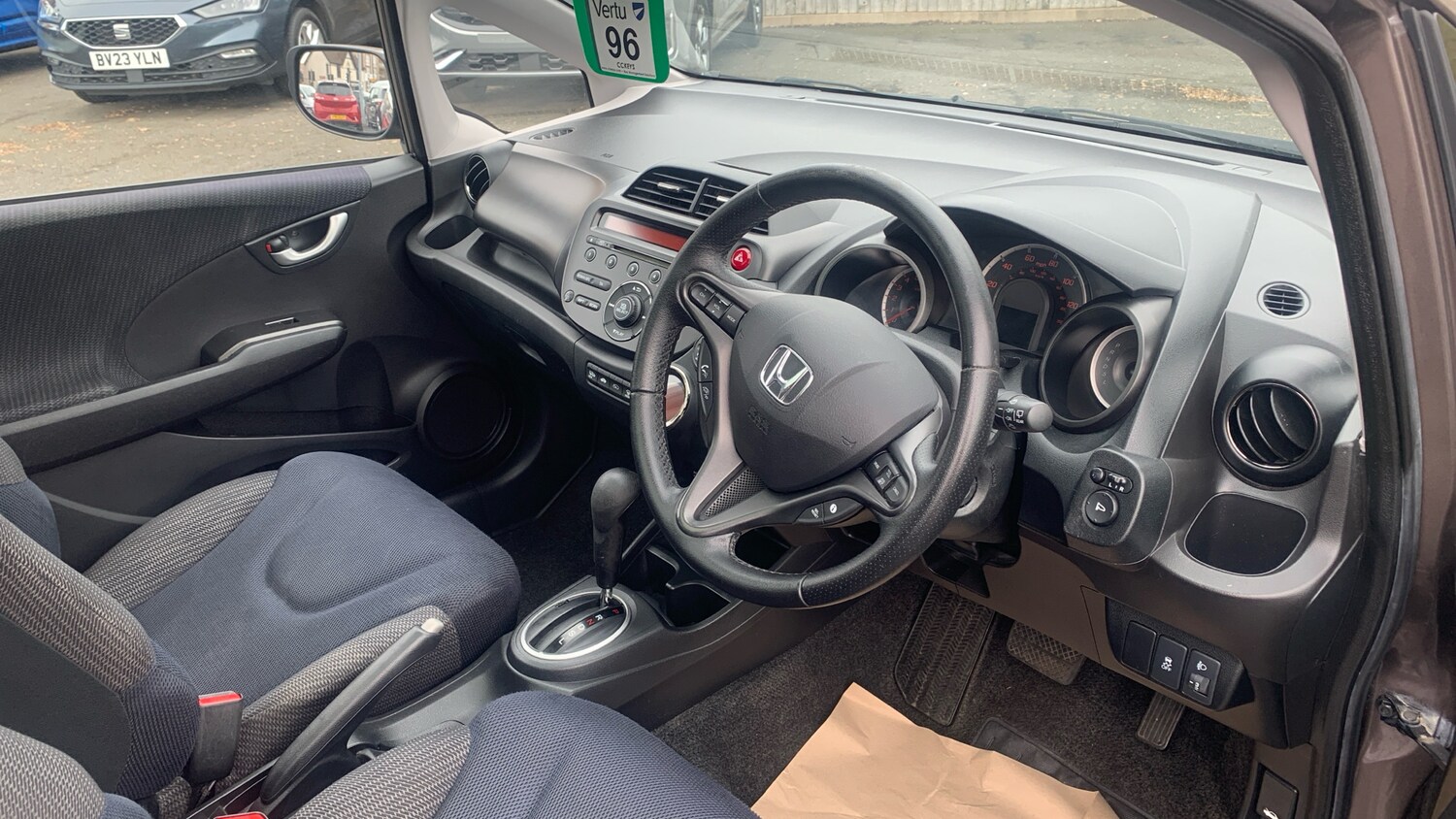 Used Honda Jazz 2015 for sale - 77742486: Photo 11