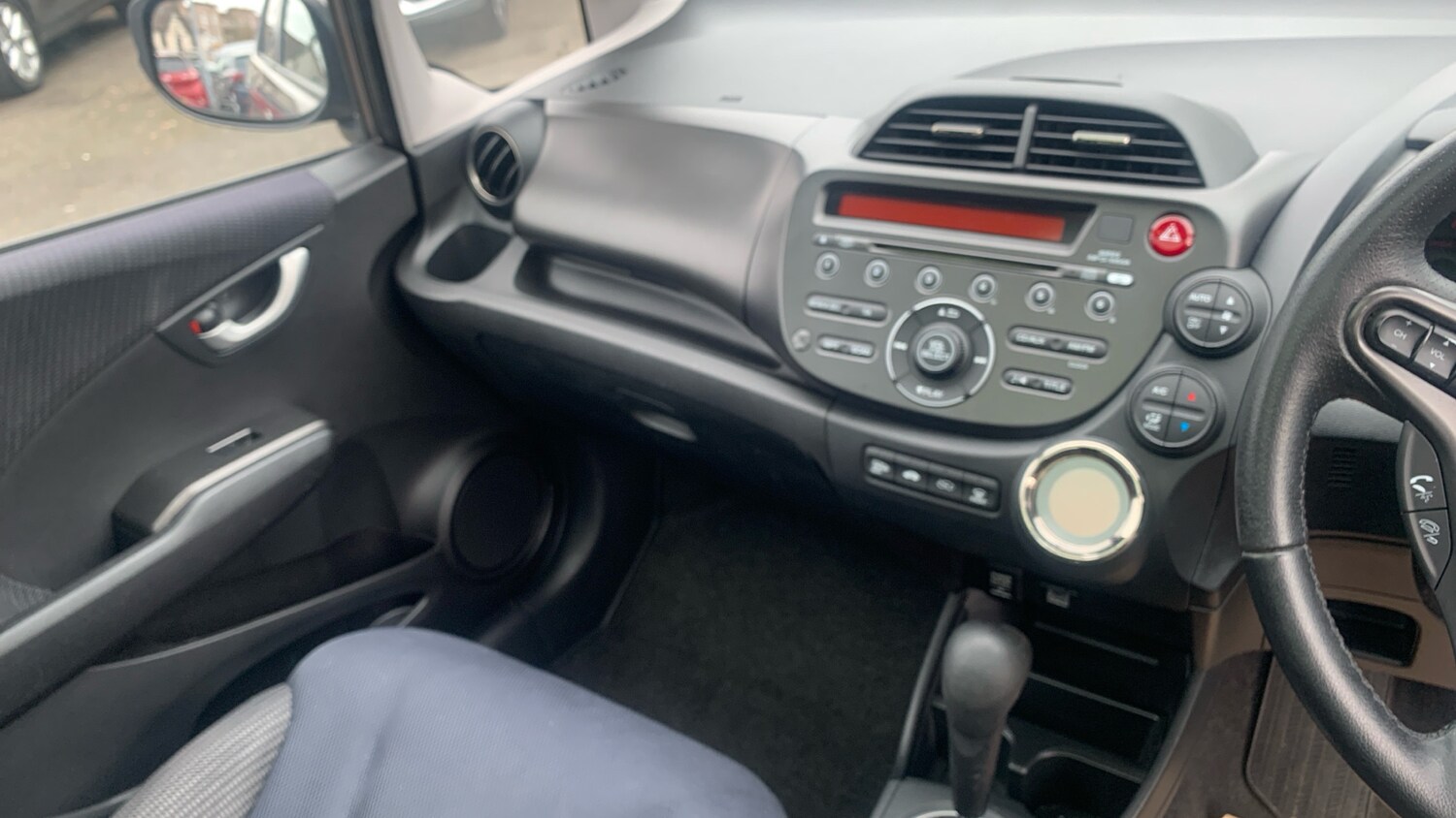 Used Honda Jazz 2015 for sale - 77742486: Photo 14