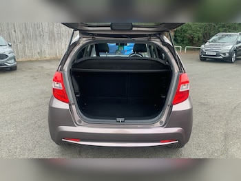 Used Honda Jazz 2015 for sale - 77742486: Photo