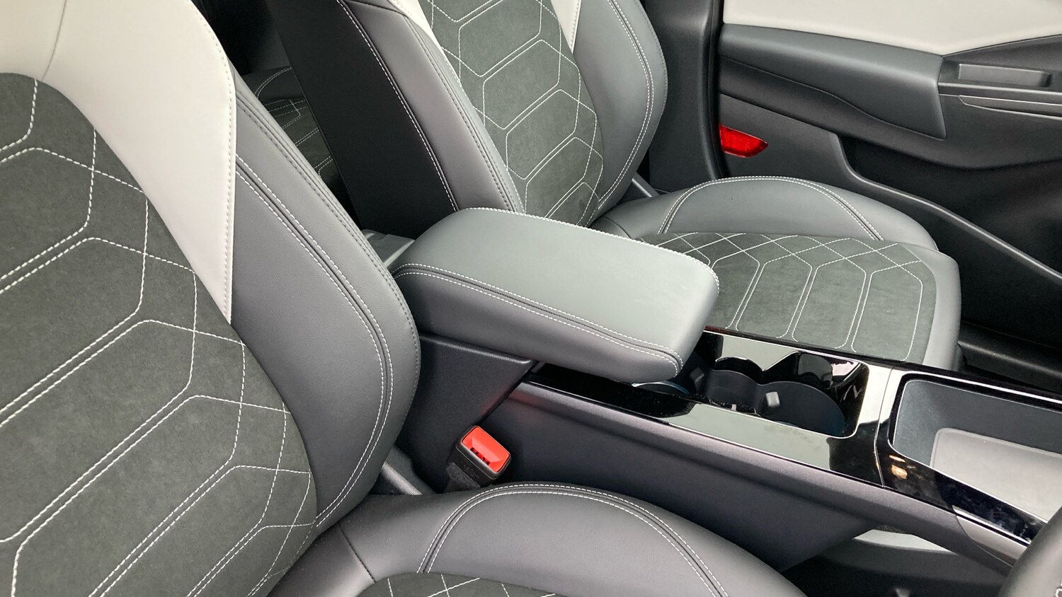 Used Ford Puma 2025 for sale - 77591270: Photo 23