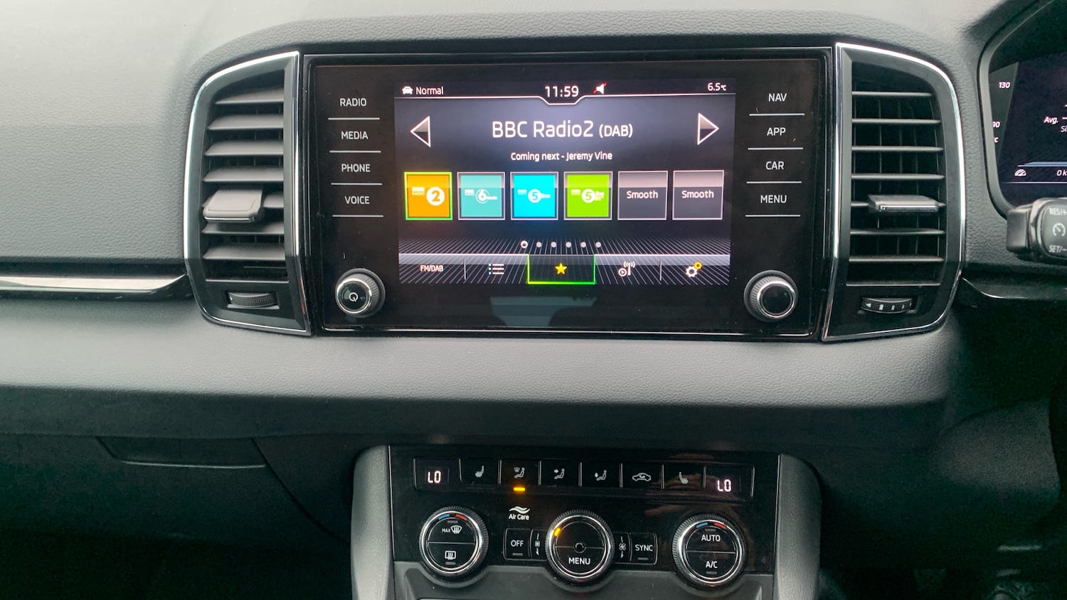 Used Skoda Karoq 2022 for sale - 76829561: Photo 12