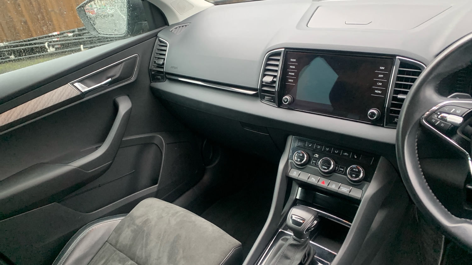 Used Skoda Karoq 2022 for sale - 76829561: Photo 14