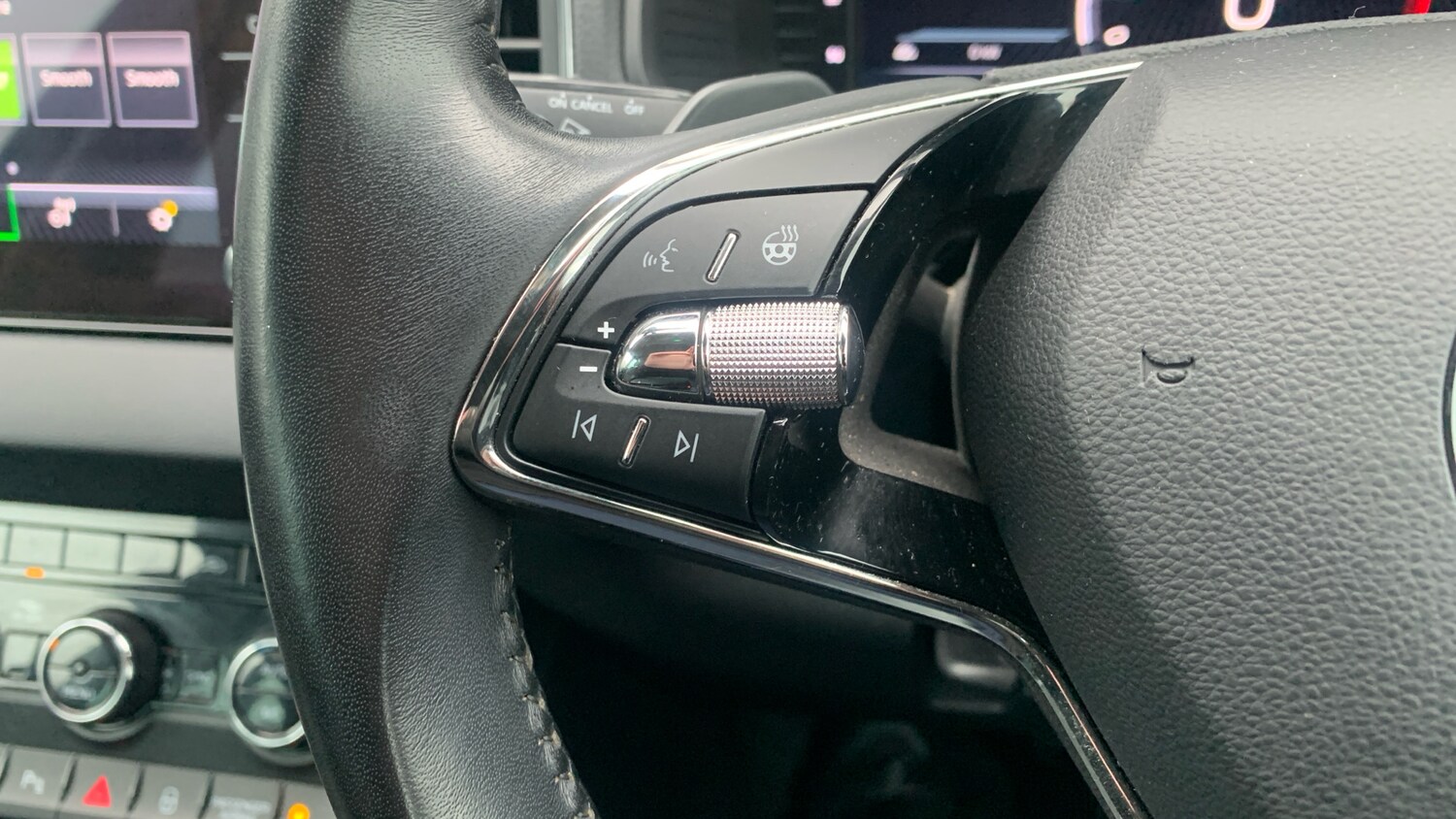 Used Skoda Karoq 2022 for sale - 76829561: Photo 21