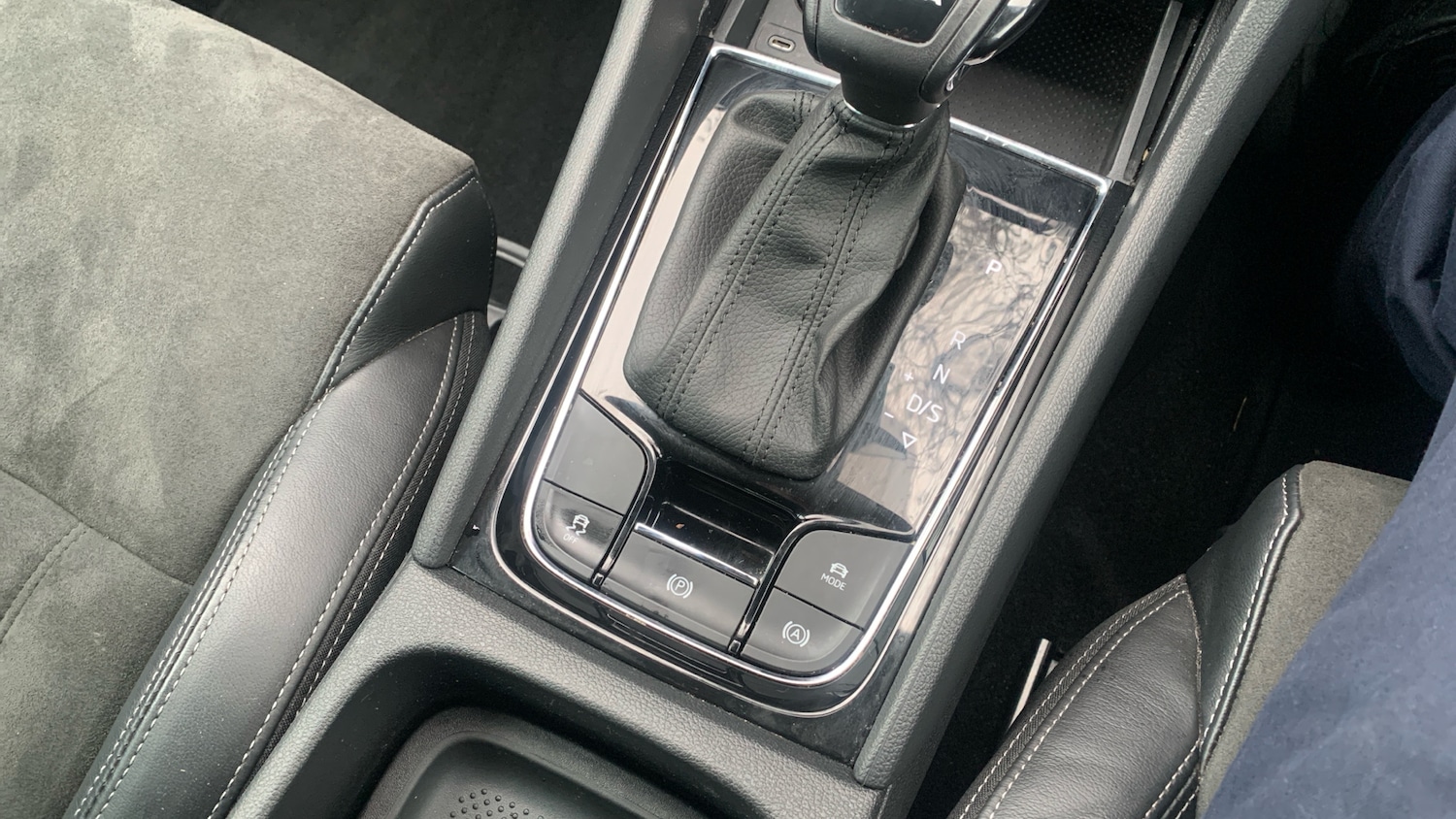 Used Skoda Karoq 2022 for sale - 76829561: Photo 32