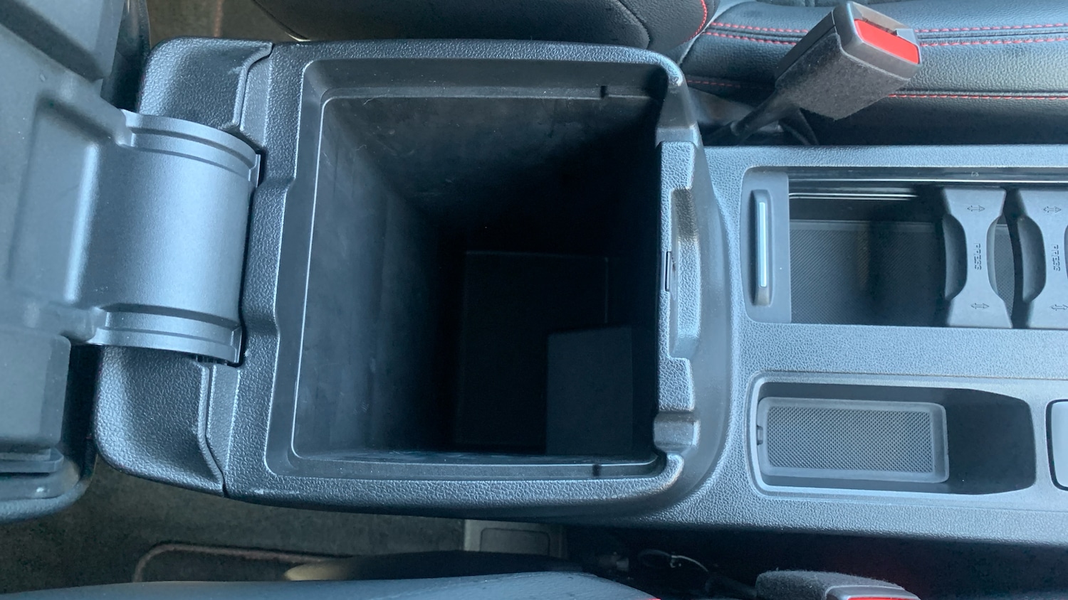 Used Ford Kuga 2021 for sale - 77963080: Photo 41