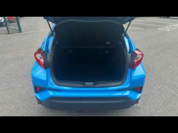 Used Toyota C-HR 2019 for sale - 74923350: Photo